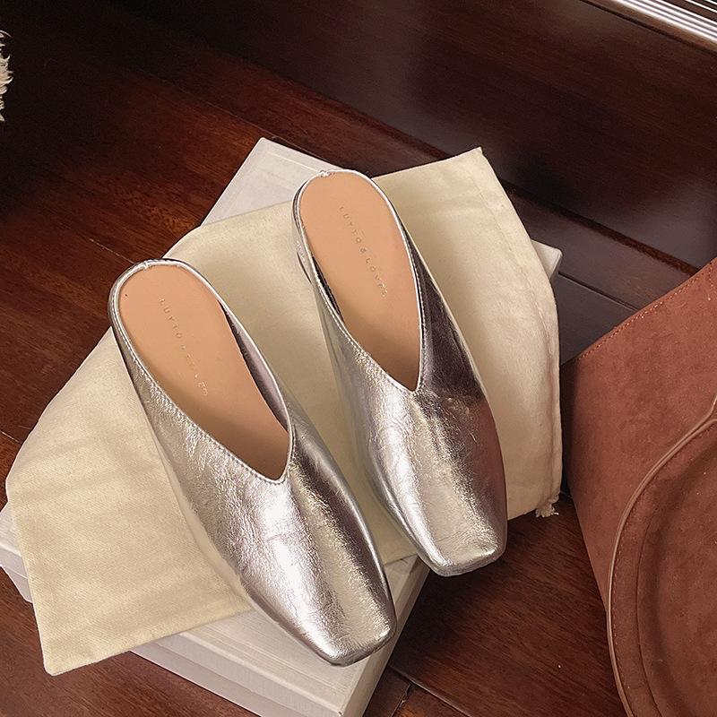 Retro Simple Single Shoes Women's 2025 Spring New Fashionable Shallow Mouth Inner Heightening Soft Sole Work Shoes