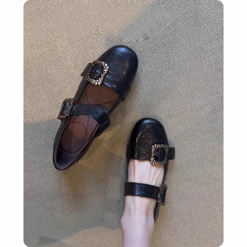 French retro metal one-word buckle shallow mouth Mary Jane women's shoes 2025 autumn new with skirt flat-soled small leather shoes