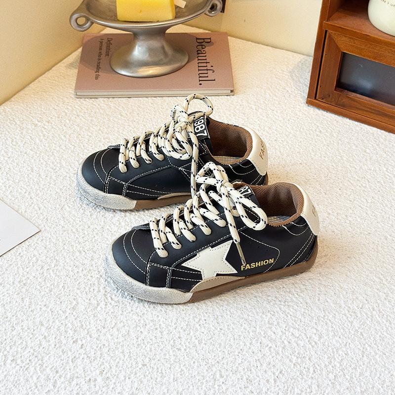 

Children s board shoes 2025 autumn new girls star small dirty shoes Korean version sports shoes soft sole boys casual shoes 26