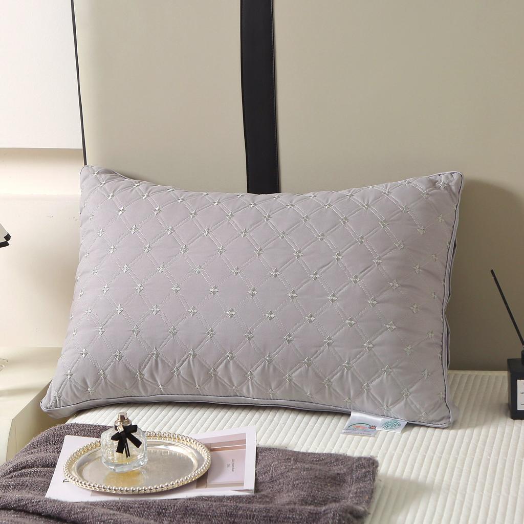 Checkered Embroidered Velvet Breathable Neck Protection Helps Sleep Hotel Pillows Pillow Cores