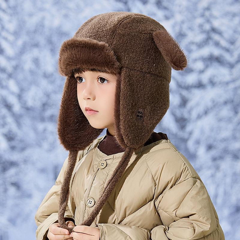 Kids' 2025 Autumn/Winter Lei Feng Hat: Thickened Pom-Pom Ear Protection, Plush Warmth for Boys & Girls.