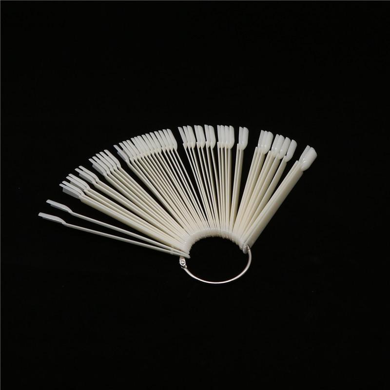 Nagel-Kunst-Werkzeuge: 50-teiliger fächerförmiger Farbdarstellungsständer