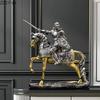 Rycerze Kreatywne Figurki Statua Dekoracja Biurka Ciężko Opancerzeni Rycerze Postacie Rzeźby z Żywicy Estetyczna Dekoracja Pokoju