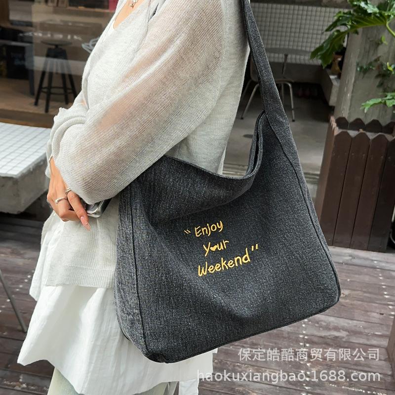 Hand Carrying Large Capacity Denim Tote Bag Women's Korean Edition Summer Simple Casual Shoulder Bag 2025 Premium Women's Bag