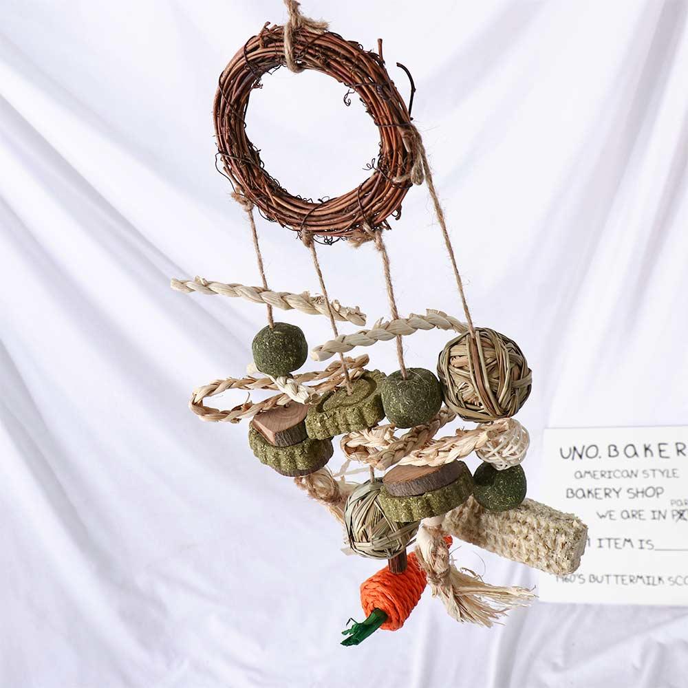 Grinding Natural Guinea Pigs Bunny Cage Accessories Molar Rattan Ring Buuny Chew Toy Rabbit Treats