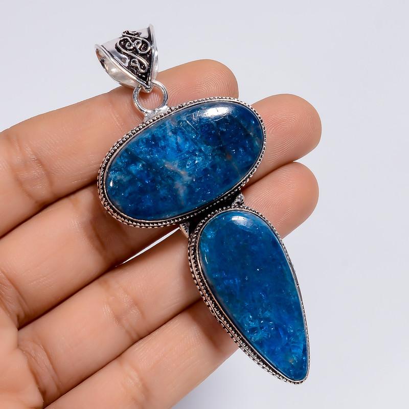 

Handmade Gold-Plated Pendant for Men and Women with Sleek Finish 7-9