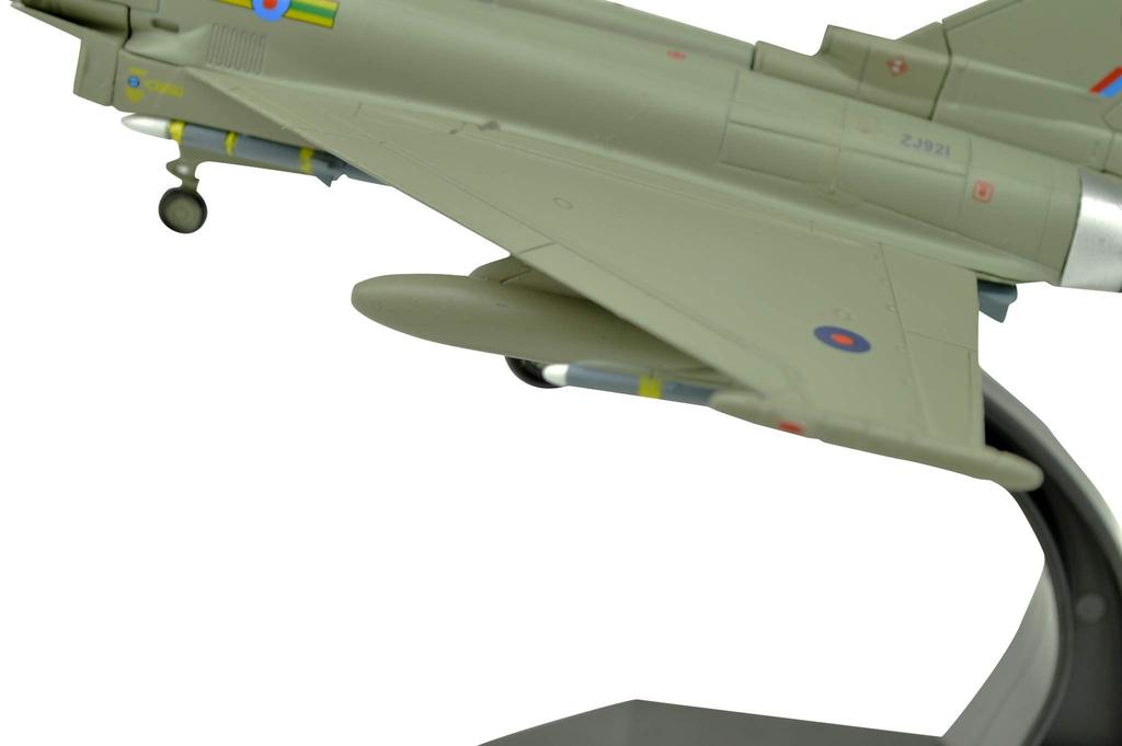 TANG Eurofighter Typhoon EF2000 Eurofighter Typhoon Finished British Royal Air Force Airplane Model Kit DYNASTY(TM) 1/100 Fighter/Attack Aircraft,