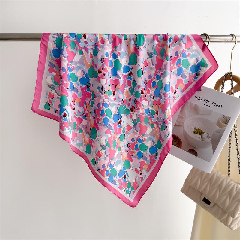 Luxury Print Small Square Scarf Simulated Silk Thin Neck Scarf Fashion Sunscreen Headscarf Women 70x70cm Neckerchief Headband