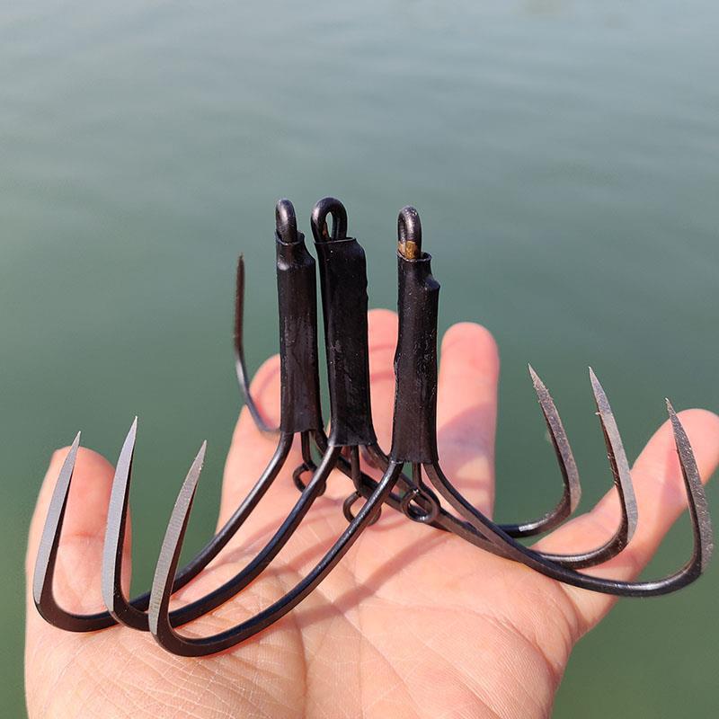 Hameçons de pêche Trois hameçons triples, Trois hameçons, Anneaux supérieur et inférieur, Doubles cercles, Hameçons triples triangulaires tranchants et à décollement rapide des écailles