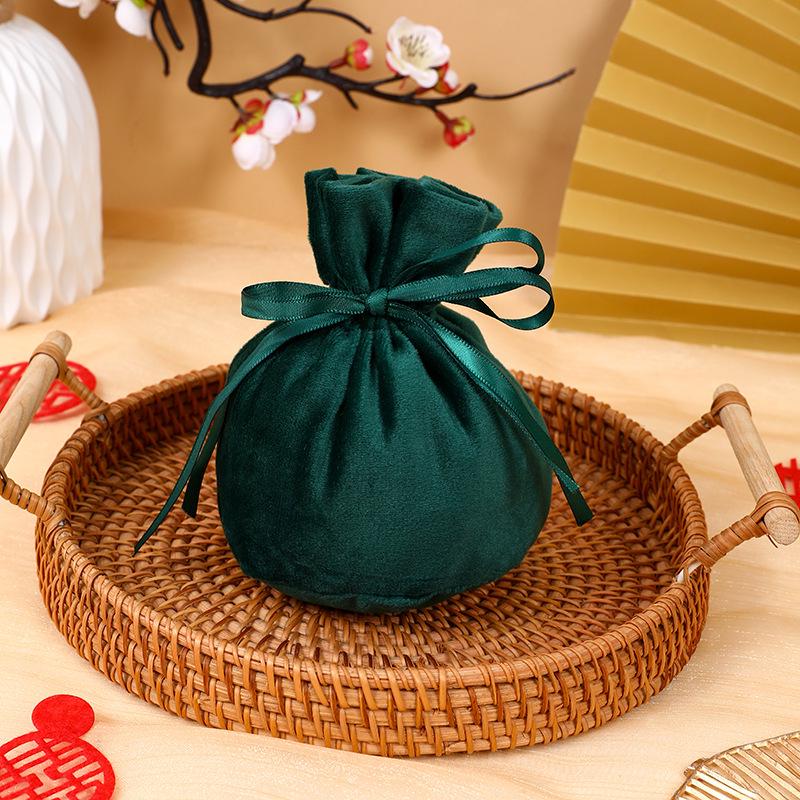 European Style Velvet Round Candy Bag - Creative Wedding & Festival Favor with Drawstring