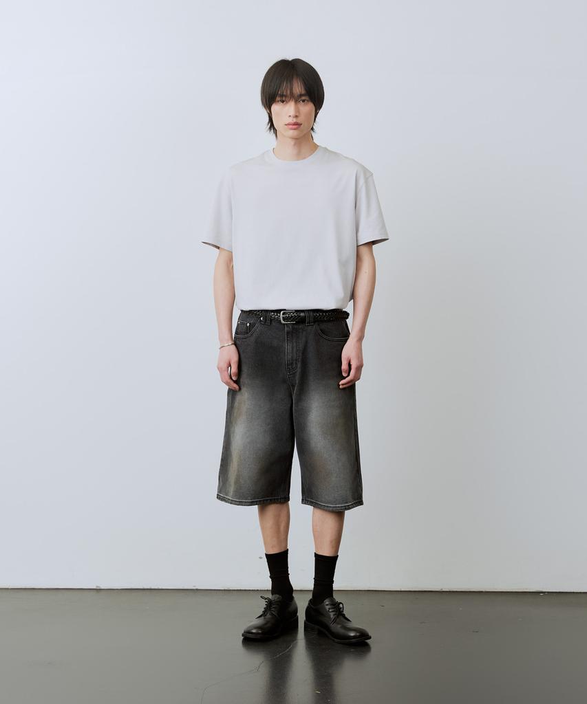 LEIRE Vintage Washed Bermuda Shorts [Black]