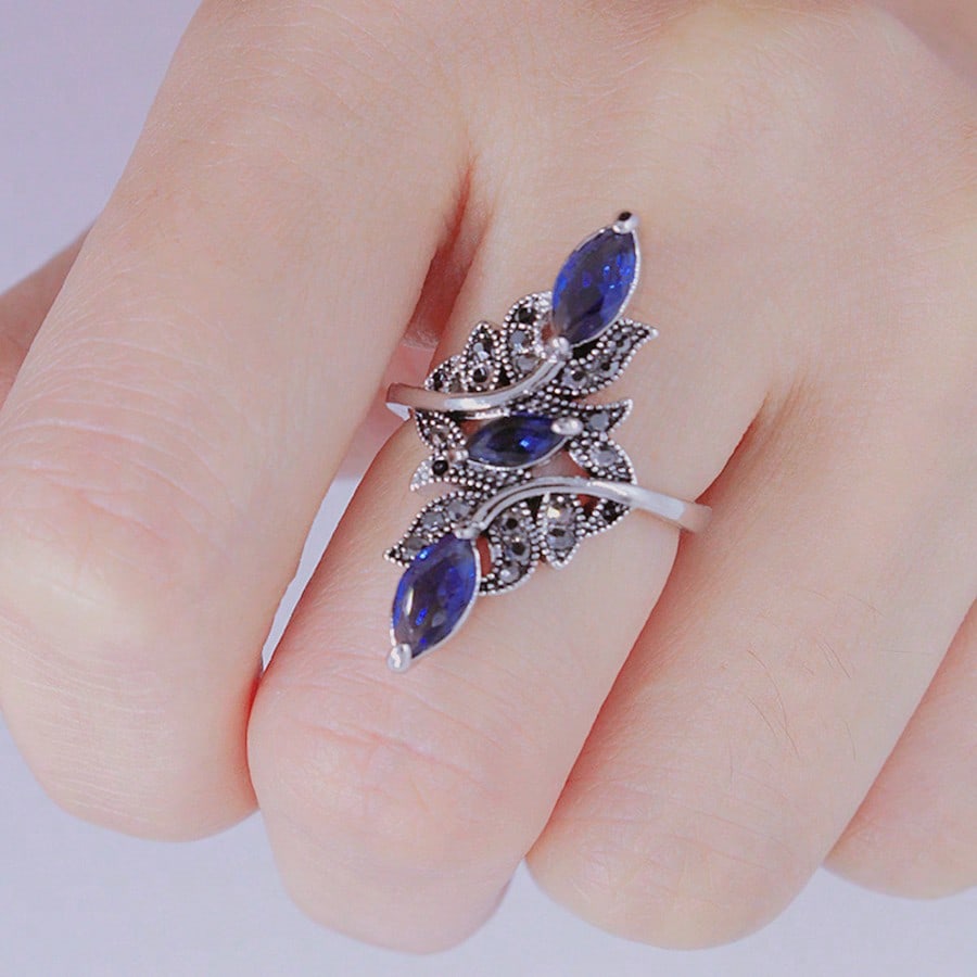 1 Pc Fashion Long Blue Agate Faceted Stone Crystal Women's Ring