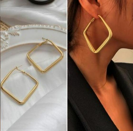 Bold Metal Circle Stud Earrings for Women – Statement Ear Cuff Hoop Jewelry