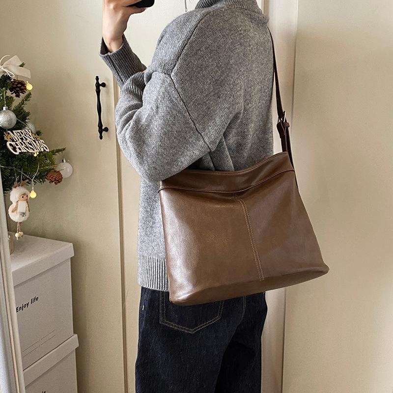 Korean version of daily bag lazy minimalist style shoulder women's bag 2025 new bag women's large-capacity messenger bag wholesale