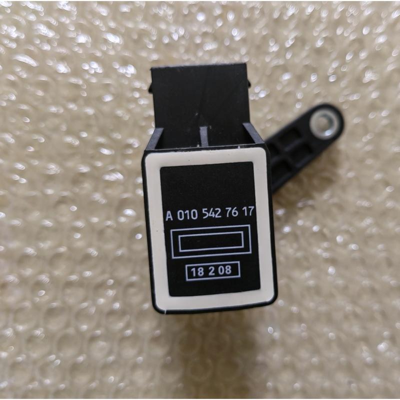 A0105427617 New Suspension Level Sensor For MERCEDES BENZ W220 W211 S211 W639 W211 C219 OE # 0105427617 A010 542 76 17
