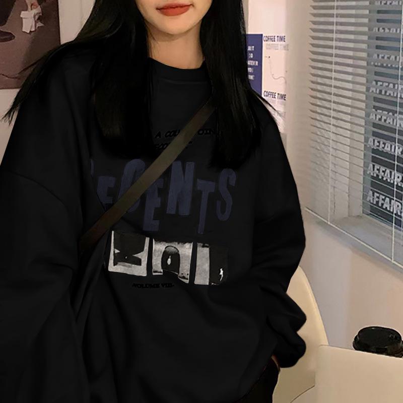 Vintage Round Neck Long Sleeve Loose Plush Sweater for Women - Fall/Winter Casual Korean Style