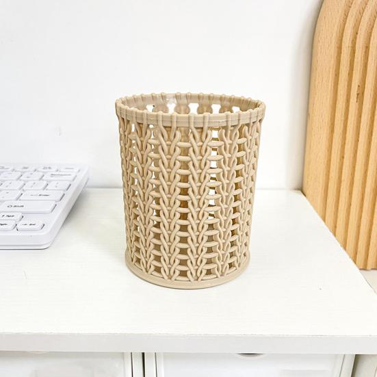 DYS Imitation Rattan Pen Holder, Round Hollow Desk Organizer, Large Capacity Pencil Cup for Pens Pencils Makeup Brushes, Nordic Office Home Decor