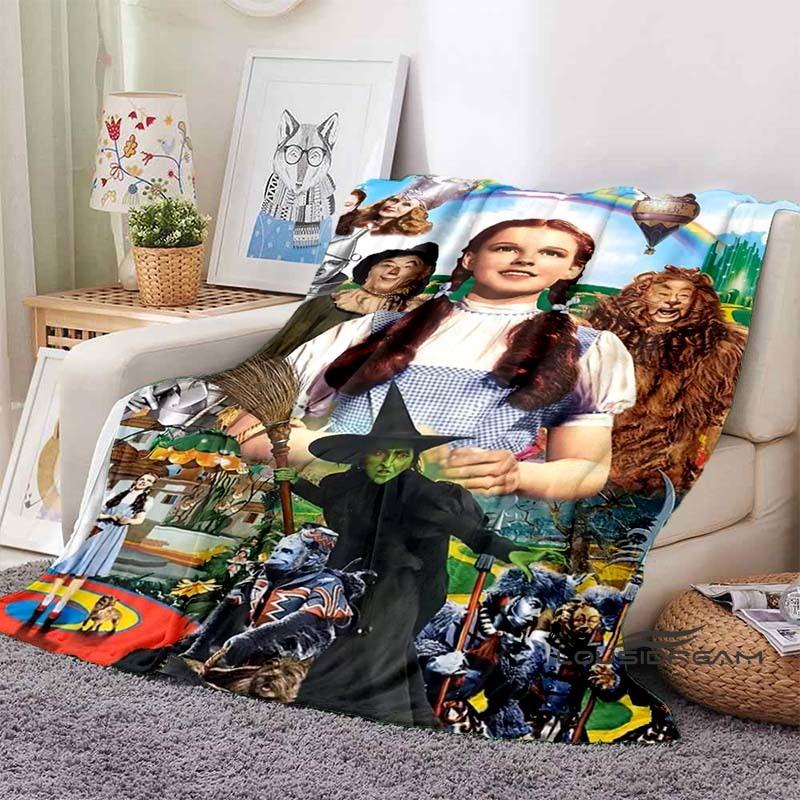 

The Oz The Great and Powerful cartoon-themed blanket is perfect for naps, sofas, living rooms, offices, bedrooms, and more. 75x90cm