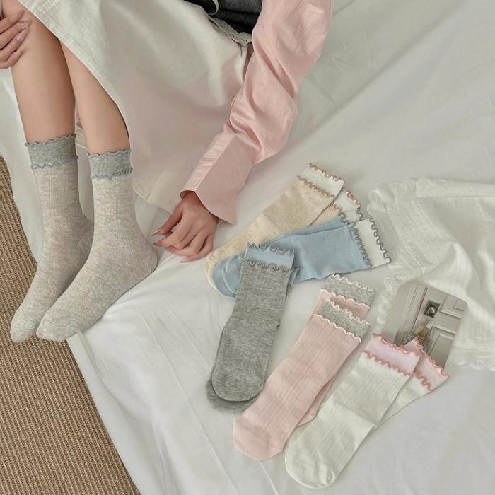 Ballet-Inspired Mesh Ruffle Lace Socks for Girls, Slimming Color-Block Mid-Calf Slouch Socks, Perfect with Leather Shoes