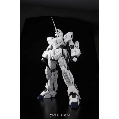 PG 1/60 RX-0 Unicorn Gundam (Mobile Suit Gundam UC)