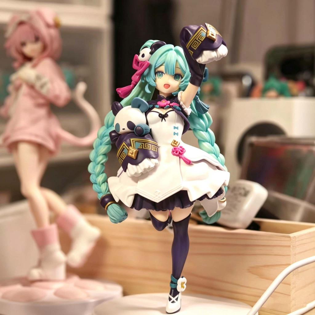 17Cm Anime Hatsune Miku Panda Ver. Figure Anime Peripheral Collectible Model Decorative Decorations Children Kawaii Gift 1 Sold