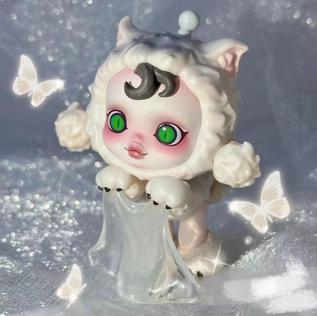 Pop Mart Everyday Wonderland Series Blind Box Figurine - Trendy Toy Ornament Birthday Gift
