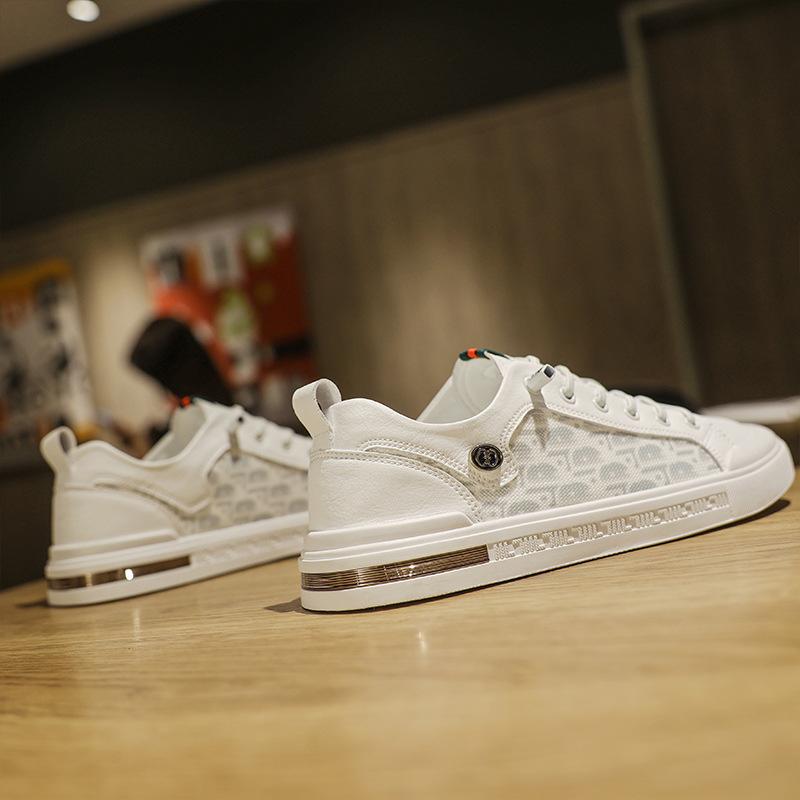 Men's Summer New Comfortable and Breathable Sports and Casual Net Shoes for Men's Shoes for Youth Trendy and Versatile Little White Men's Shoes