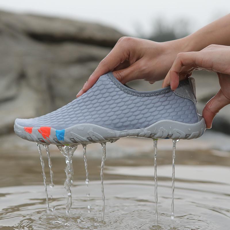 Summer Unisex Non-Slip Water Shoes: Breathable Beach and River Tracing Outdoor Swim Shoes