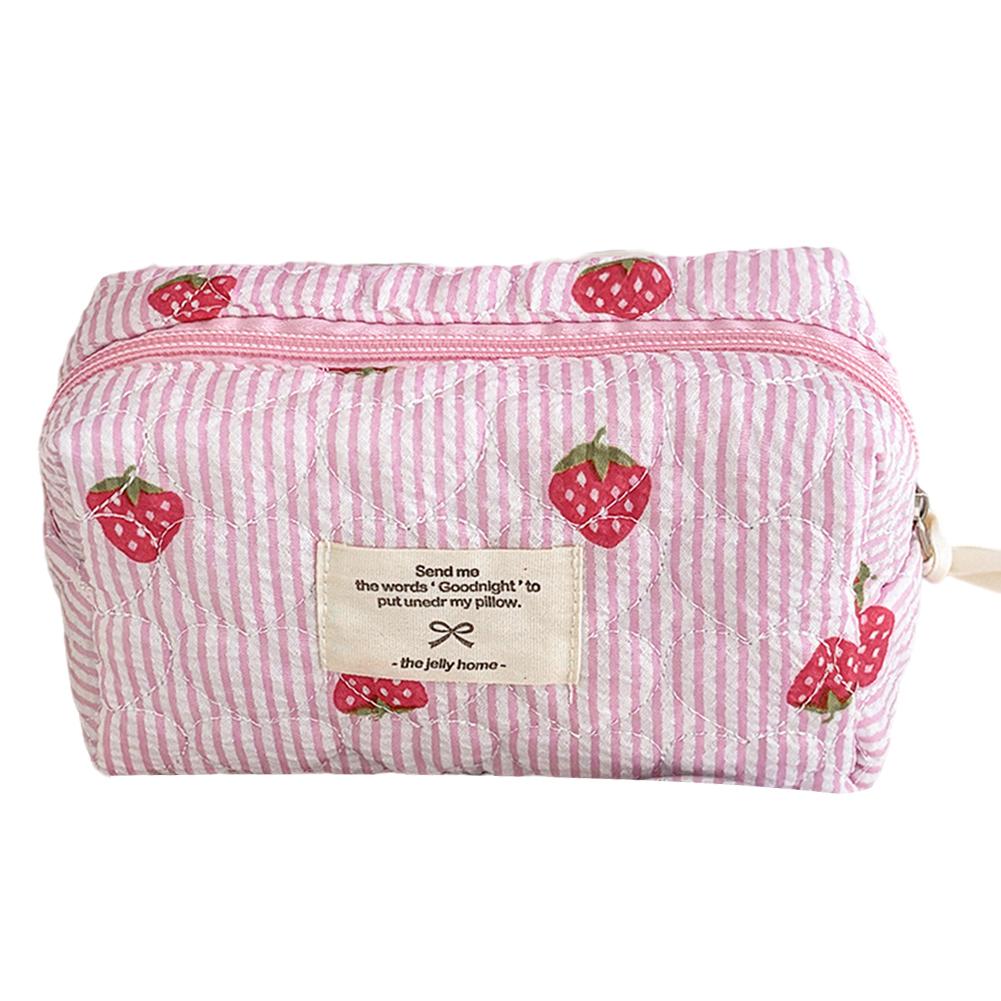 Quilted Strawberry Portable Make Up Bags Zipper Closure Skincare Brush Organizer Pouches Cosmetic Pouch for Women and Girls