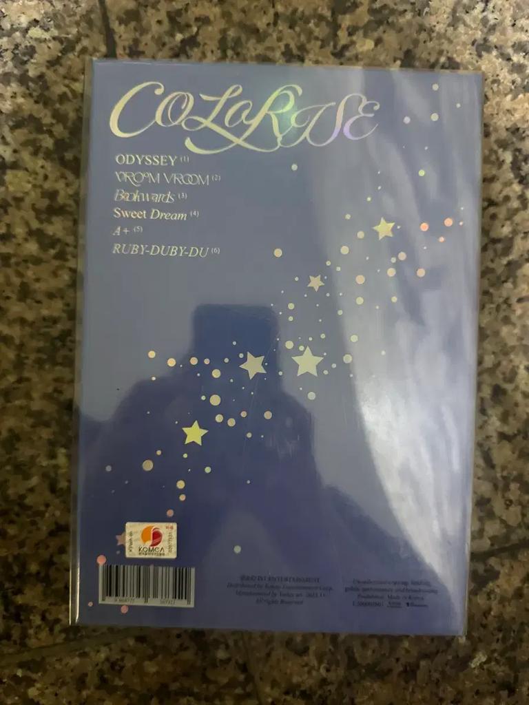 Μυστικό Εβδομαδιαίο άλμπουμ αυτόγραφων Colorise με χειρόγραφη αφιέρωση