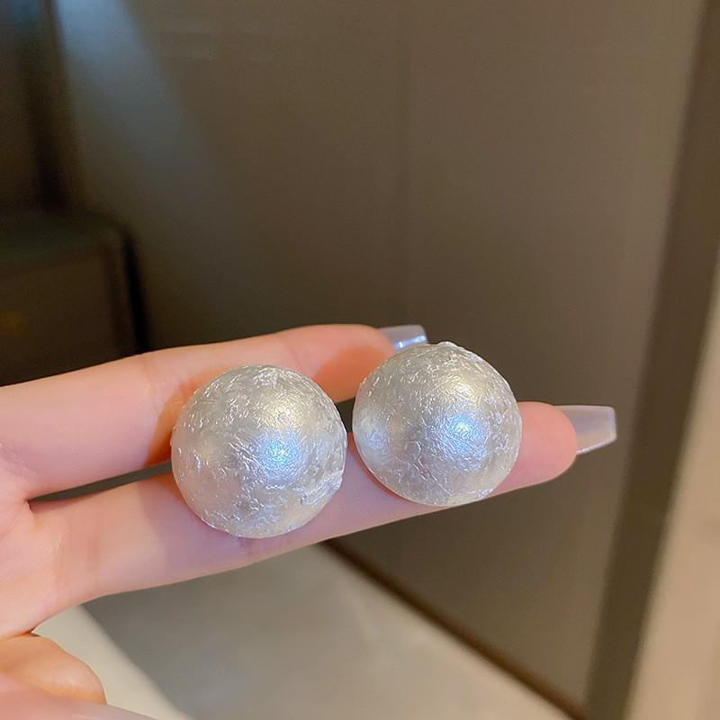 

Серьги-пусеты с геометрическими буквами из кубического циркония на серебряной игле для женщин - Французская мода высокого класса