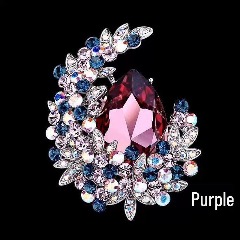 Retro Luxury Crystal Brooch for Women's Fashion Coats and Shawls