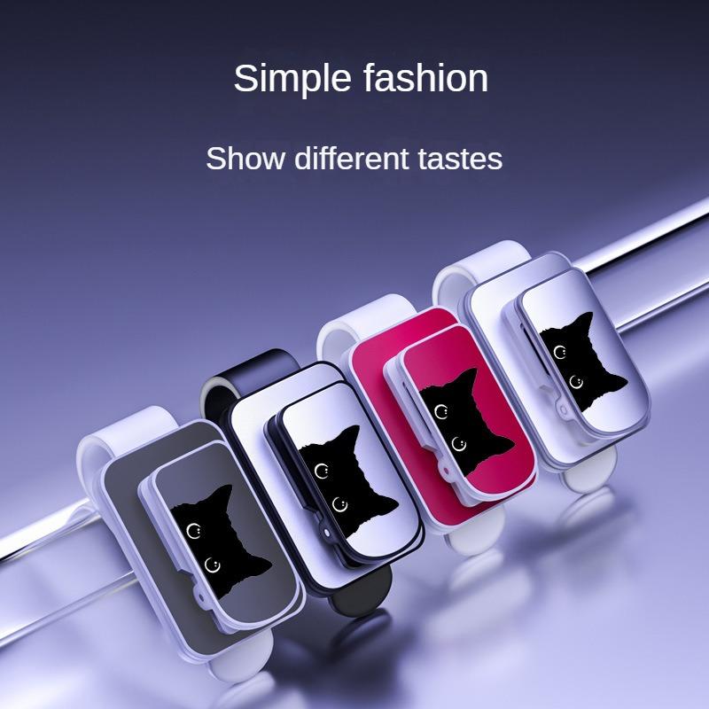 Car Sunglasses Clip Creative Black Cat Car Sun Visor Storage Cartoon Clip Glasses Clip Multi-function Car Glasses Holder