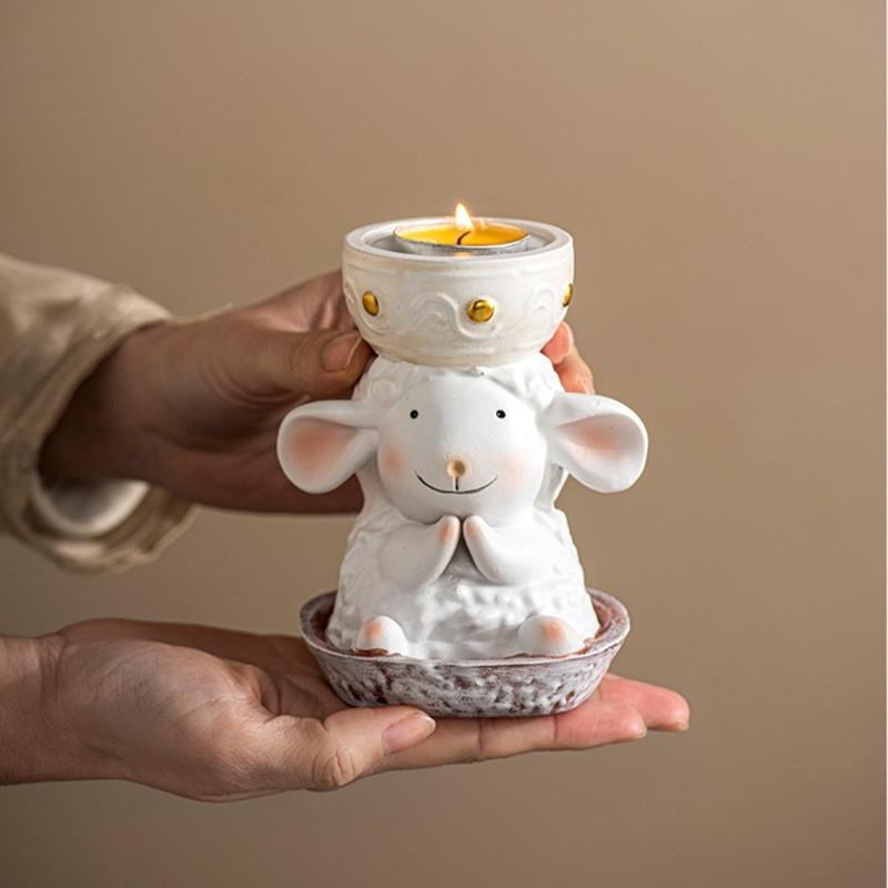 Handcrafted Cartoon Sheep Candle Holder Resins Lamb Tealight Stand Holiday Centerpieces Candlestick For Mantels Decors