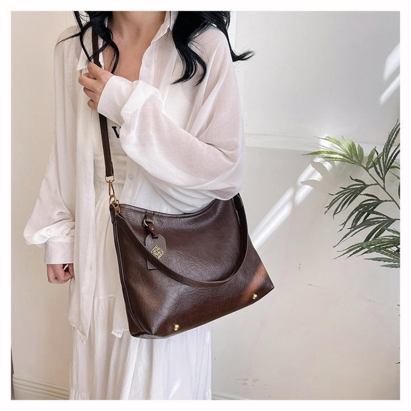 Neue Modelle kommen! Hochwertige Nischen-Soft-Pitot-Tasche, ein Must-have für den täglichen Weg zur Arbeit.