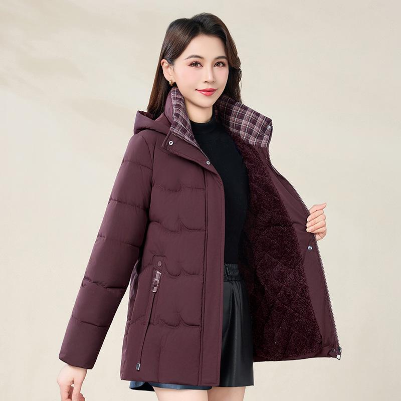 

2025 Stylish Slim-Fit Winter Cotton Jacket for Middle-Aged & Elderly Women 4XL (135-145 jin)