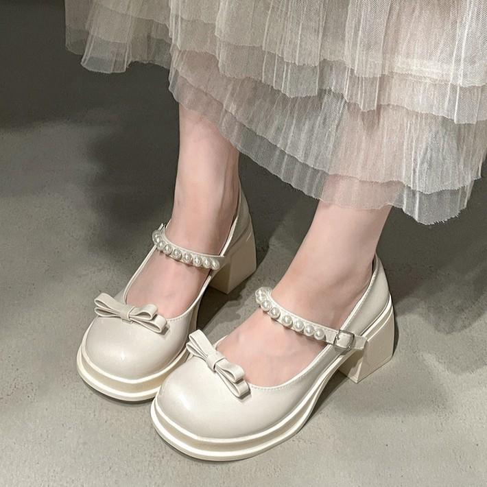 Black French retro small thick heel high heels women's summer 2025 new with skirt light mouth Mary Jane single shoes