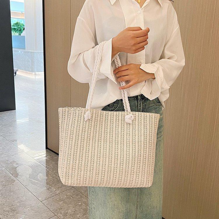 Fashion Large Capacity Shopper Shoulder Bag for Women Straw Woven Handbag Summer Beach Woven Simple Tote Bag