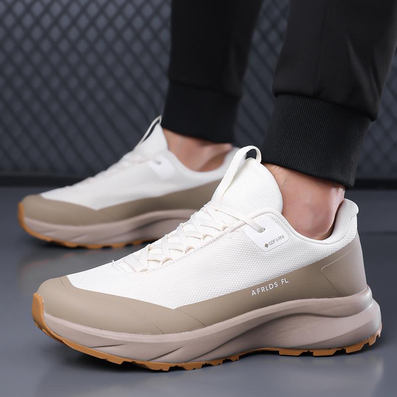 Outdoor men's off-road hiking running shoes lightweight non-slip wear-resistant shock-absorbing mountaineering sports shoes