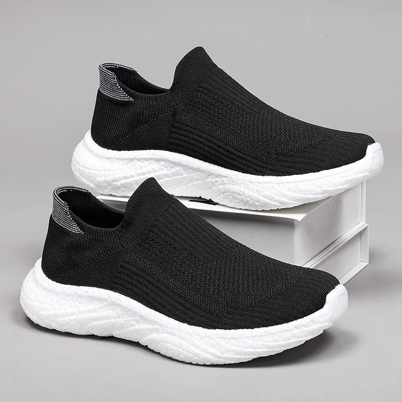 New breathable fly-woven casual shoes men's rebound soft-soled socks shoes