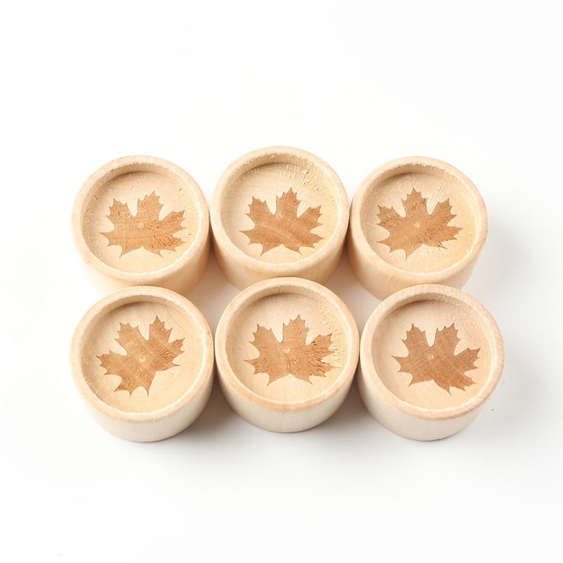 Slowly Volatile Expanded Fragrant Wood Maple Leaf Pattern Wooden Essential Oil Diffuser Aromatherapy Inhaler Desktop Ornament