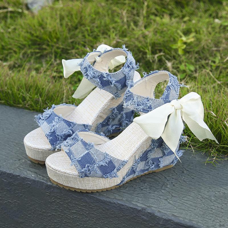 

2025 spring casual new cool slippers checkered straps bow women s shoes Korean temperament wedge slippers 42 синій