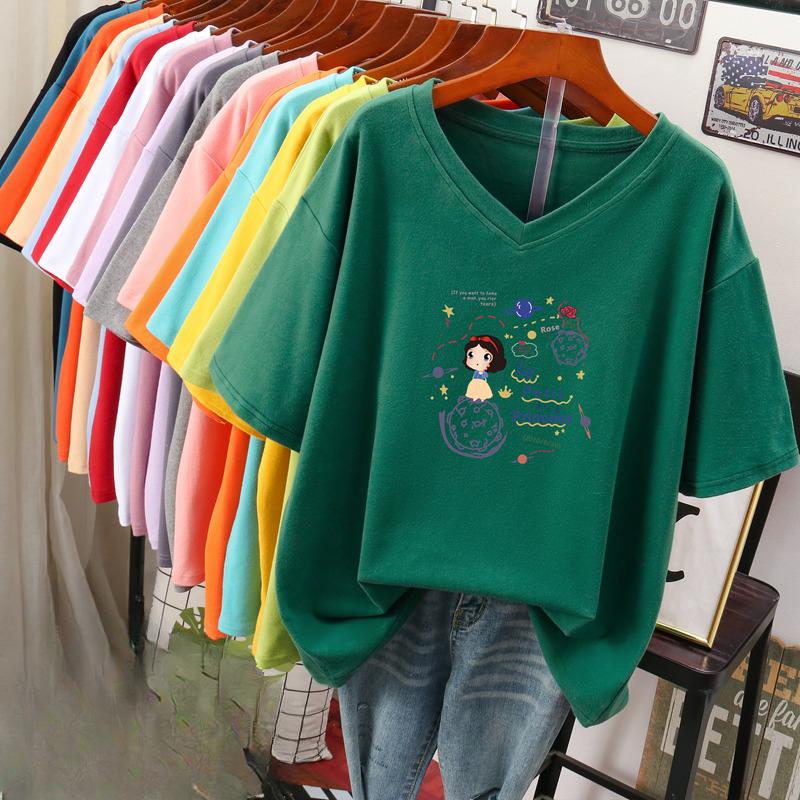 Kortärmad T-shirt för kvinnor, Stor storlek, Lös och smickrande, Tryckt V-ringad topp