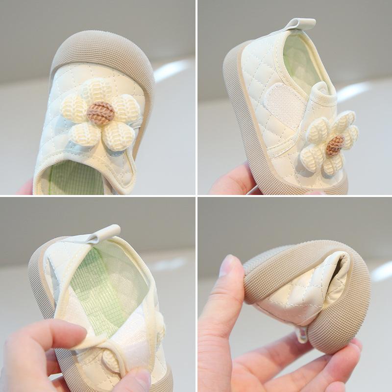 Baby flower sweet princess shoes 2025 spring and autumn 0-3 years old toddler Velcro toddler shoes female treasure