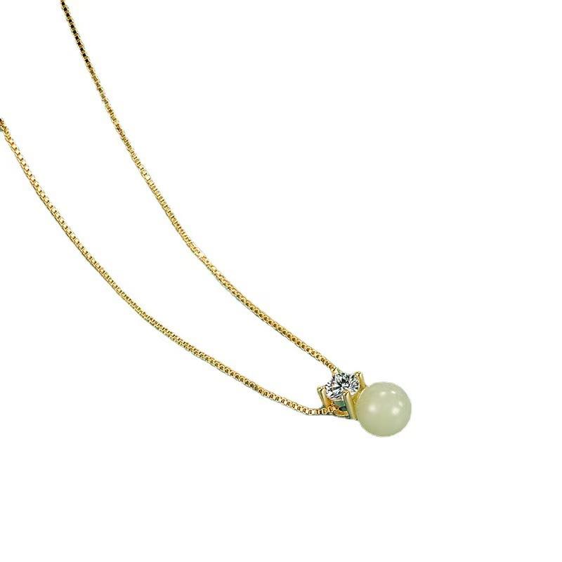 Single Diamond Hetian Jade Necklace for Women's New Light Luxury Niche Design Sense High-quality Versatile Collarbone Chain