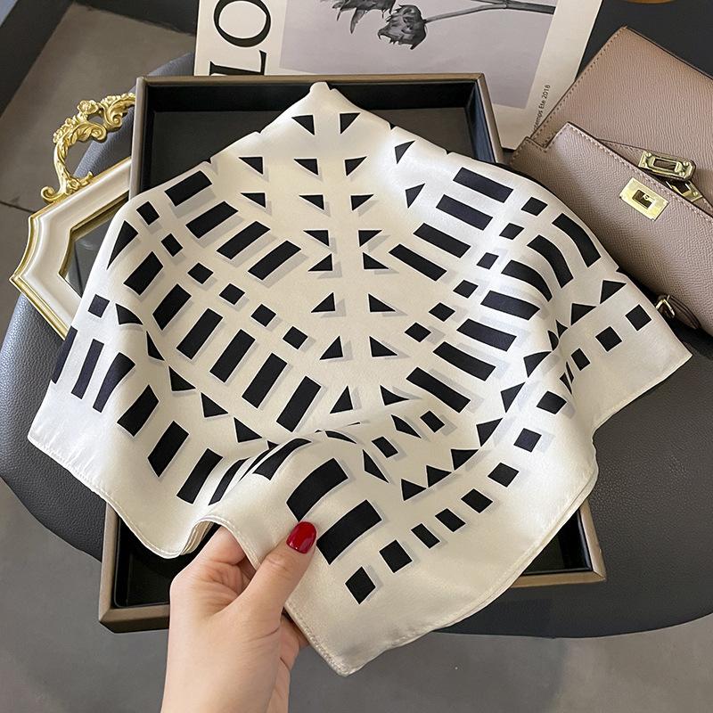 100% Natural Silk Square Scarf Women Foulard High Quality Bandana Scarves Female Summer New Neckerchief Headkerchief Shawl Wrap
