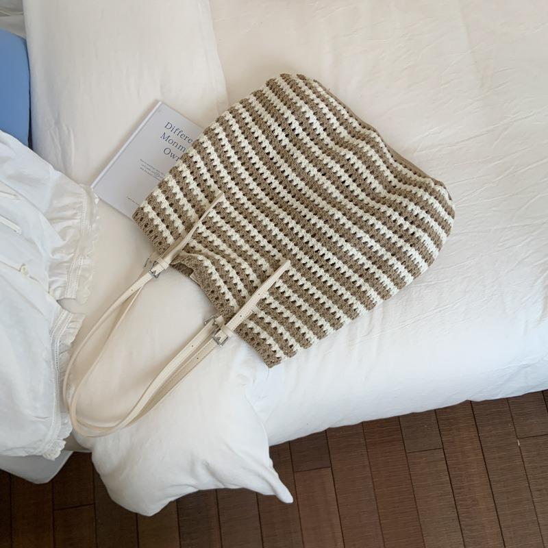

Niche versatile contrasting striped knitted tote bag lazy wind large capacity summer casual shoulder messenger bag хаки