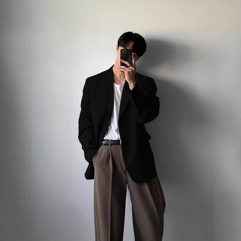 Men's High-End Black Casual Blazer - Korean Style with Shoulder Pads
