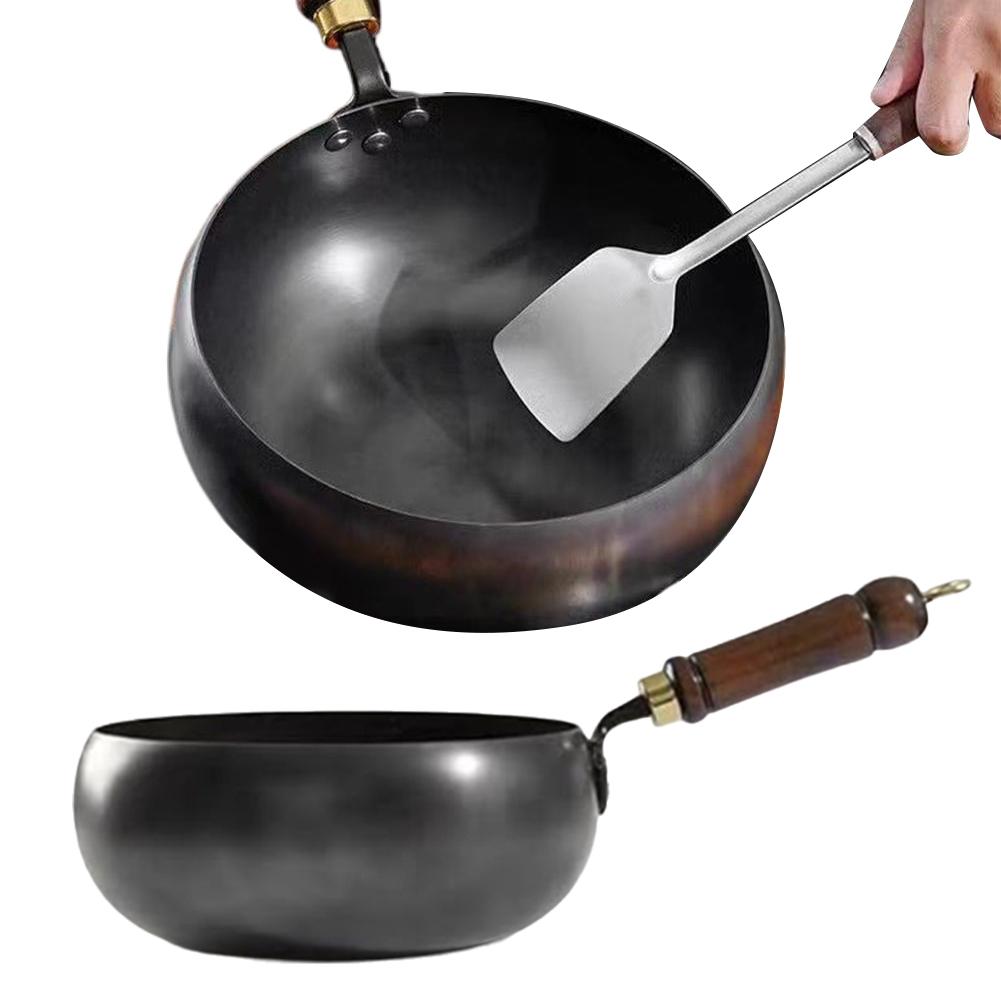 24CM Chinese Wok Wooden Handle Non-Stick Pan with Lid Iron Wok for Home Camping Restaurant Hotel Kitchen