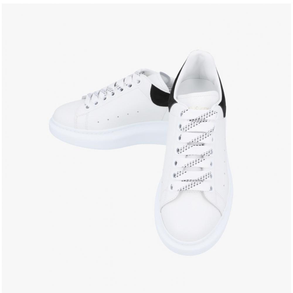 Alexander Mcqueen Scarpe da ginnastica basse con linguetta nera suola interna 553770 Wiaih 9061